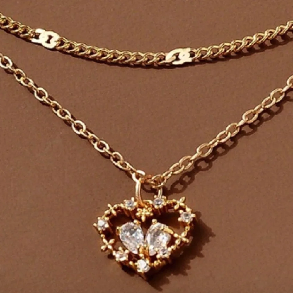 Heart Charm Layered Necklace Copper Jewelry - Zirconia Stones - One hook for all - Picture 4 of 6